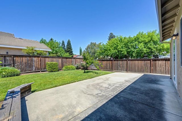 3786 Glacier Park Way, Elk Grove, CA 95758