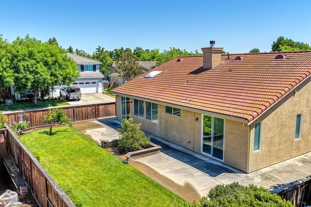 3786 Glacier Park Way, Elk Grove, CA 95758