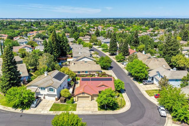 3786 Glacier Park Way, Elk Grove, CA 95758