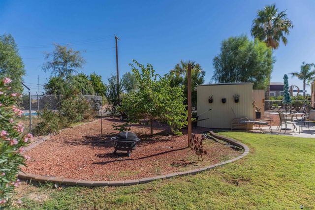 1402 W Jennifer Ln, Yuma, AZ 85365