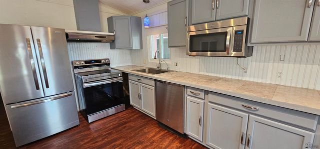 1402 W Jennifer Ln, Yuma, AZ 85365