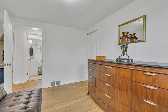 1280 S Walnut St, Monaca, PA 15061