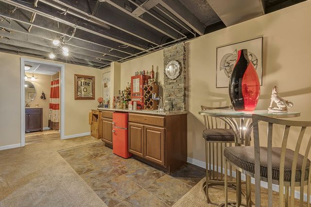 1280 S Walnut St, Monaca, PA 15061
