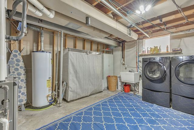 1280 S Walnut St, Monaca, PA 15061