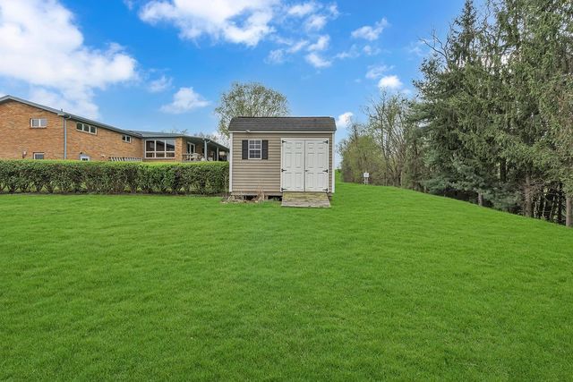 1280 S Walnut St, Monaca, PA 15061