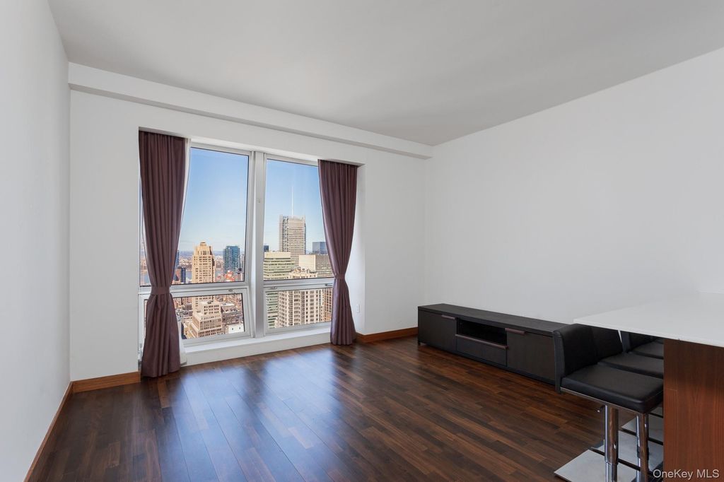 400 Fifth Avenue, New York (manhattan), NY 10018 — photo 2