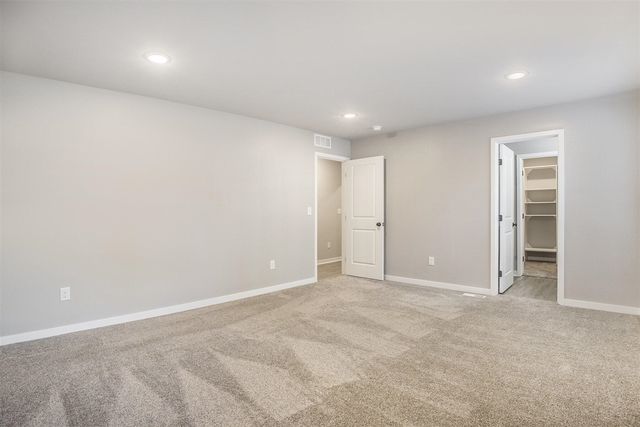 17545 Beechwood Lane, Spring Lake, MI 49456