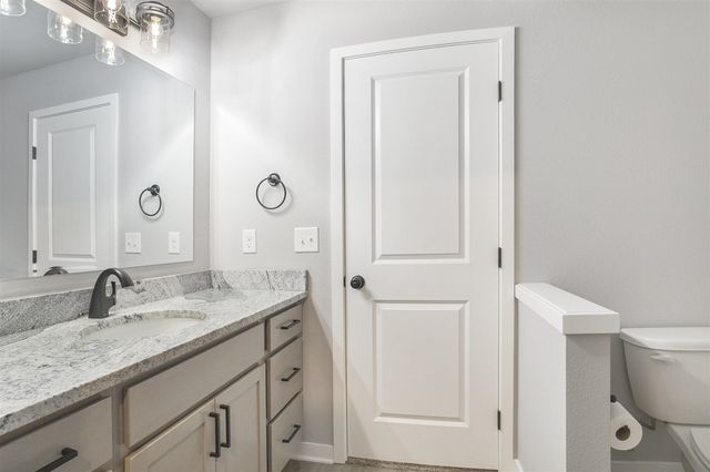 17545 Beechwood Lane, Spring Lake, MI 49456