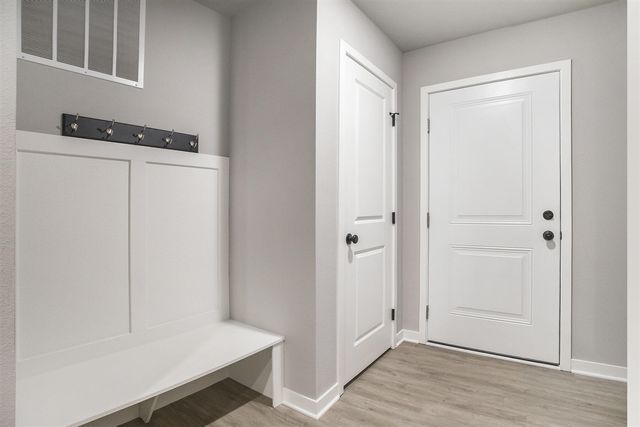 17545 Beechwood Lane, Spring Lake, MI 49456