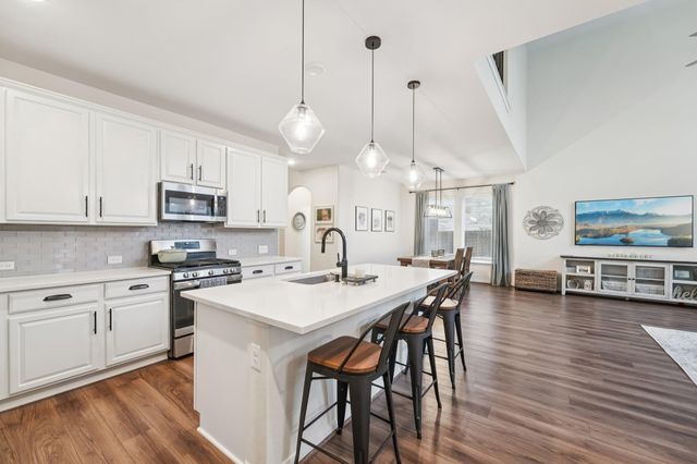 308 Ravello ST, Liberty Hill, TX 78642