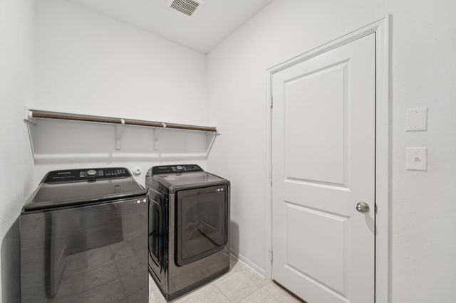 308 Ravello ST, Liberty Hill, TX 78642