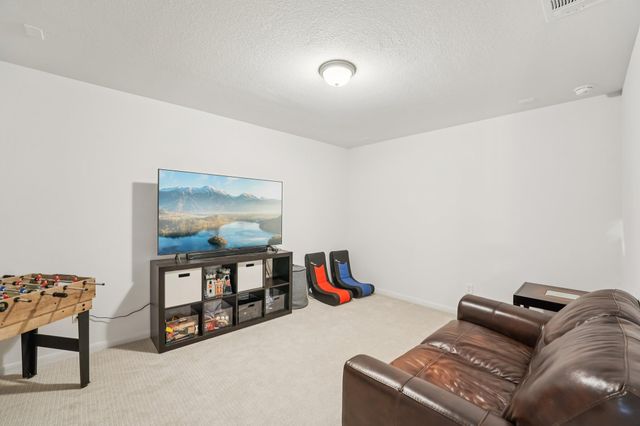 308 Ravello ST, Liberty Hill, TX 78642