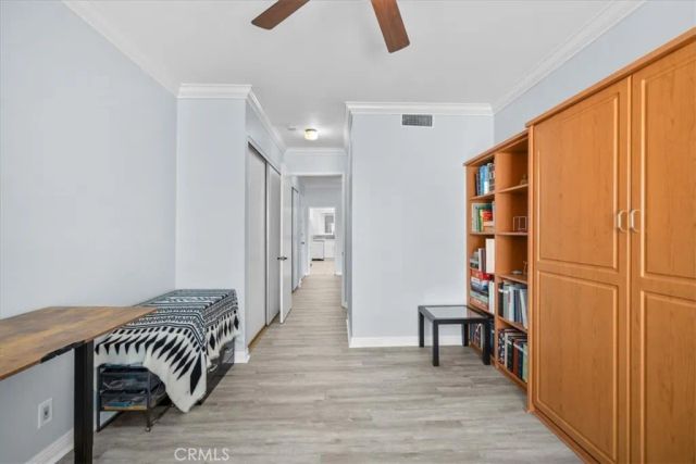 5216 Yarmouth Avenue 106, Encino, CA 91316