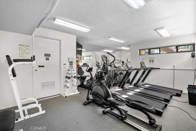 5216 Yarmouth Avenue 106, Encino, CA 91316