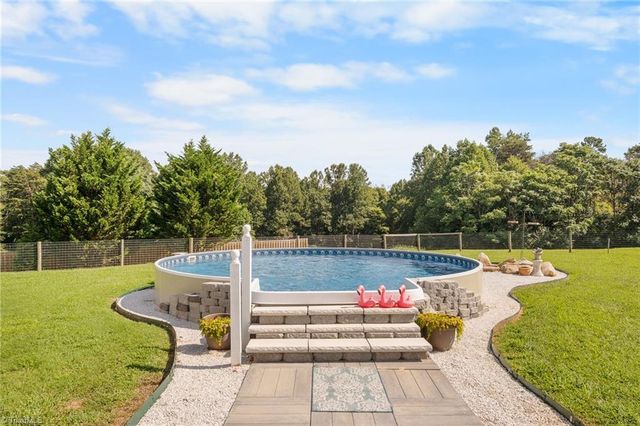 106 Grants Home Trail, Ararat, NC 27007