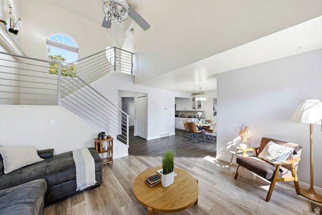 5049 S SCARSDALE CT, Taylorsville, UT 84129