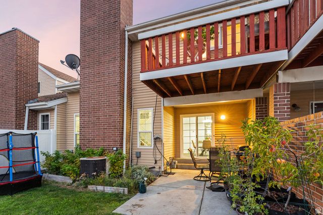 5049 S SCARSDALE CT, Taylorsville, UT 84129