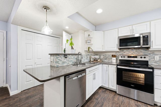 5049 S SCARSDALE CT, Taylorsville, UT 84129