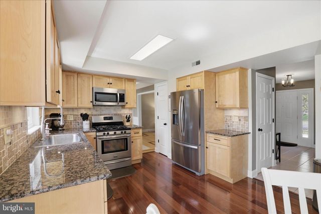 3 SHARON LN, Wernersville, PA 19565