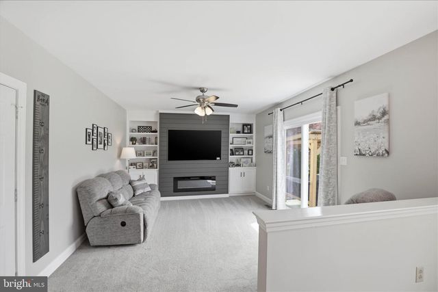 3 SHARON LN, Wernersville, PA 19565