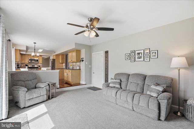 3 SHARON LN, Wernersville, PA 19565