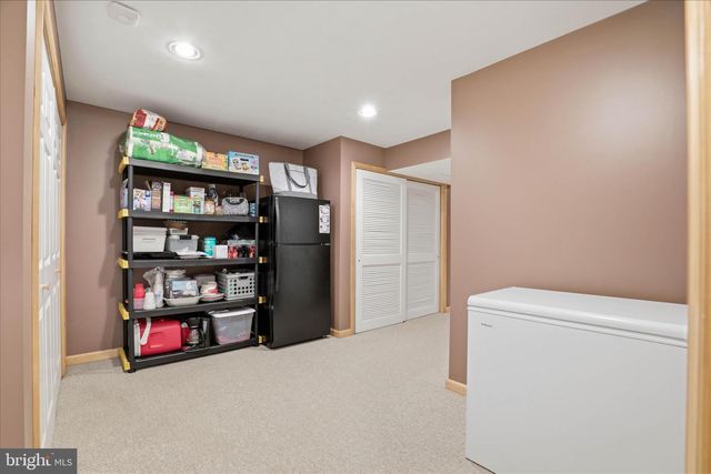 3 SHARON LN, Wernersville, PA 19565