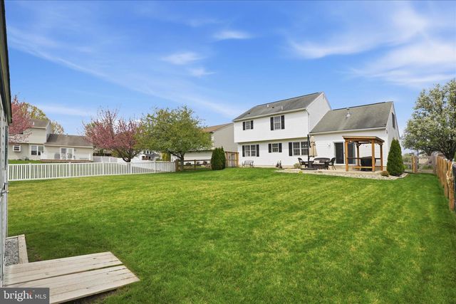 3 SHARON LN, Wernersville, PA 19565