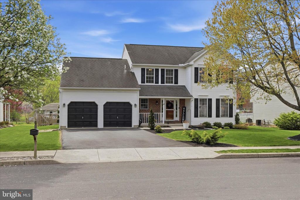 3 SHARON LN, Wernersville, PA 19565