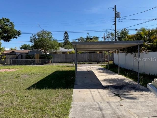 430 42ND AVENUE NE, St Petersburg, FL 33703