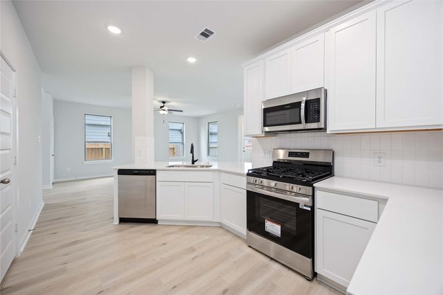 3021 Buckthorn Drive, Brookshire, TX 77423