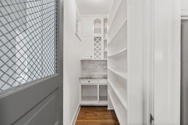 307 E 8th Street, Houston, TX 77007