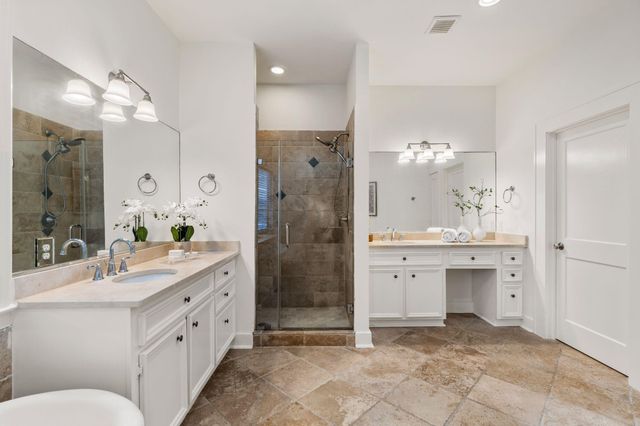 307 E 8th Street, Houston, TX 77007