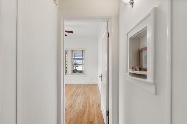 307 E 8th Street, Houston, TX 77007