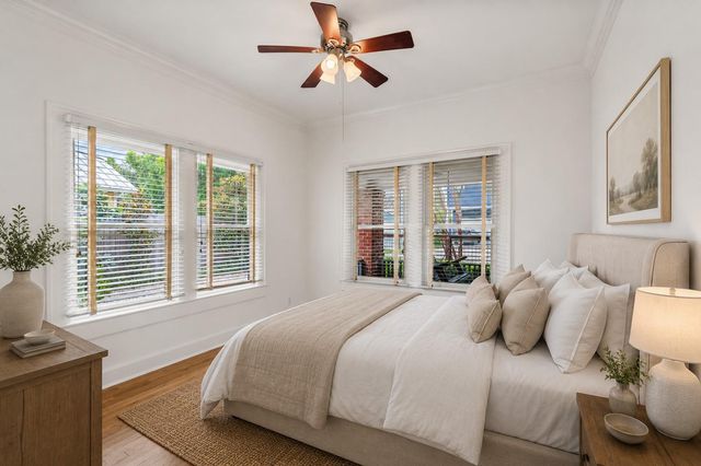 307 E 8th Street, Houston, TX 77007