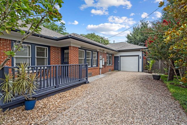 307 E 8th Street, Houston, TX 77007