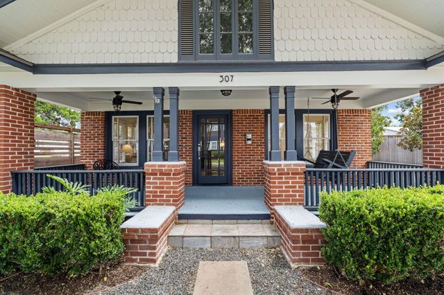 307 E 8th Street, Houston, TX 77007