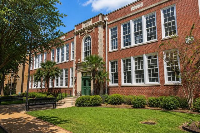 307 E 8th Street, Houston, TX 77007