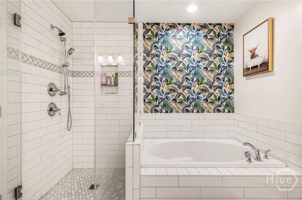 Image 24 of property listing at 501 E 34th Street, Savannah, GA 31401