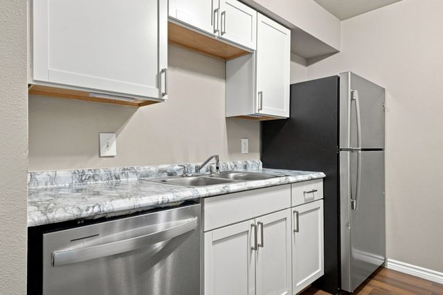 9696 Walnut Street 1902, Dallas, TX 75243