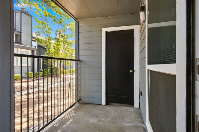9696 Walnut Street 1902, Dallas, TX 75243