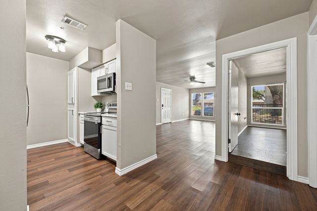9696 Walnut Street 1902, Dallas, TX 75243