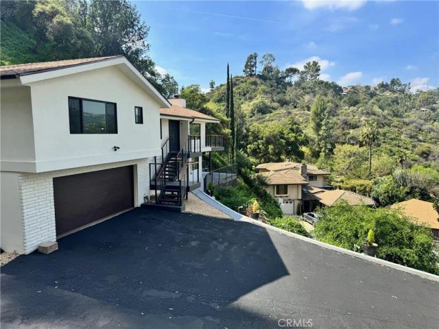 981 Glen Oaks, Pasadena, CA 91105