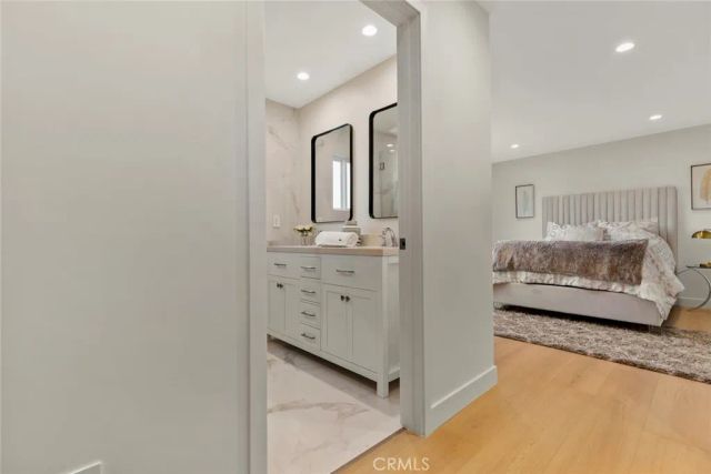 981 Glen Oaks, Pasadena, CA 91105