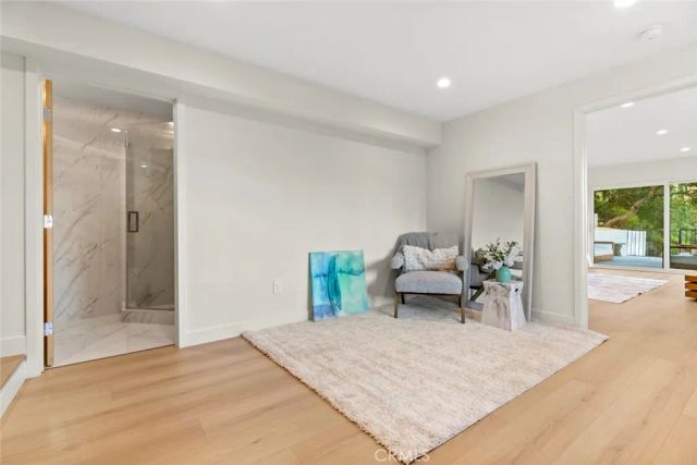 981 Glen Oaks, Pasadena, CA 91105