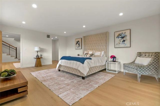 981 Glen Oaks, Pasadena, CA 91105