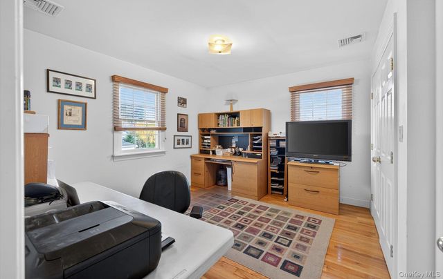 2 Mountain Avenue, Bayville, NY 11709