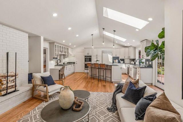 747 Alvina Court, Los Altos, CA 94024