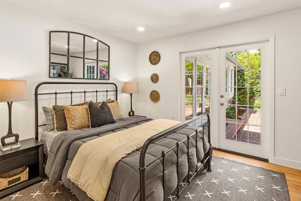 Image 20 of property listing at 747 Alvina Court, Los Altos, CA 94024