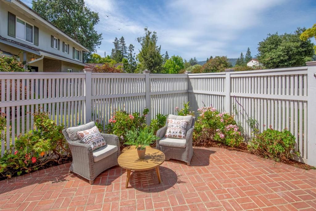Image 3 of property listing at 747 Alvina Court, Los Altos, CA 94024