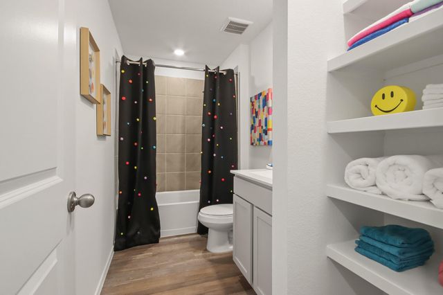 1678 Portia Lane, Conroe, TX 77301